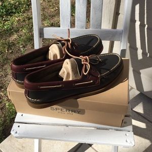 Sperry size 10 men